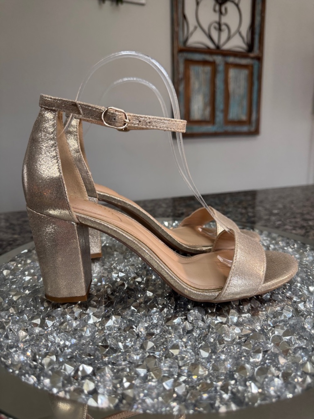 Kelly & Katie Metallic Champagne gold Block Heel Sandals EUC 8